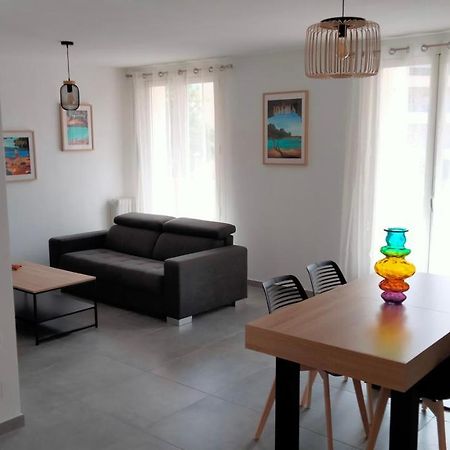 Appartement Terre Et Mer Hyères Exterior foto